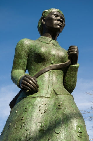 Harriet Tubman freedom fighter and Underground Railroad leader - statue in Harlem