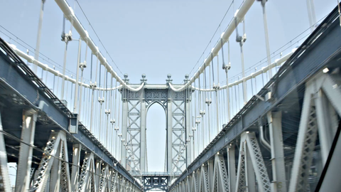 crossing the Manhattan Bridge from driver's pov - 4K in New York City