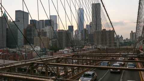 Brooklyn Bridge sunset to night timelapse - Manhattan skyline with Freedom Tower in 4K and 1080 HD NYC