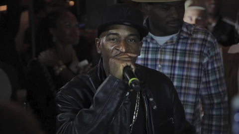 Rakim rapping Money live with crowd
